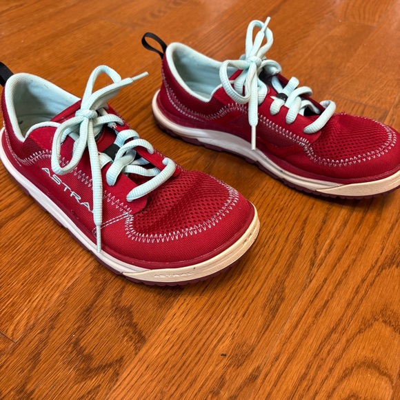 Astral Women's red Sneakers with Light Blue Laces - Picture 3 of 6